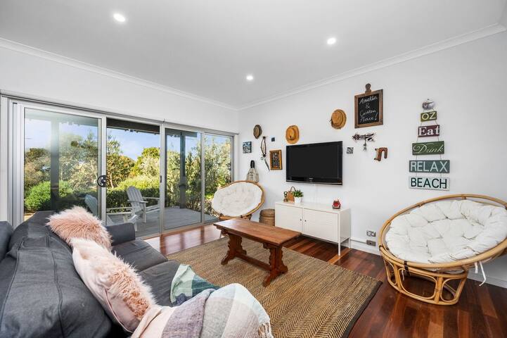 Beach Comber gallery image 4