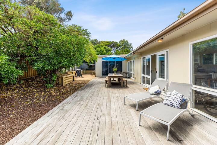 Hitchcock Holiday House gallery image 2