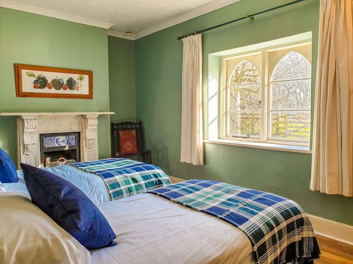 Le Keeper 's Cottage avec chambre avec salle de bains attenante en bas