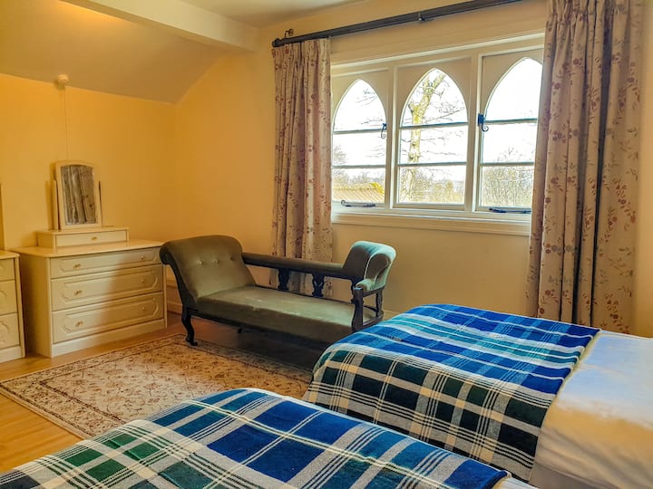 The Keeper 's Cottage Twin Bedroom à l'étage