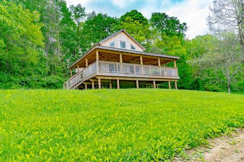 Panoramic Point Cabin | 2BR,1BA, Hot Tub,Fireplace