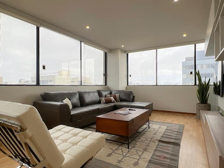 Geko | Cozy 2br W/ City View In Miraflores - Lima
