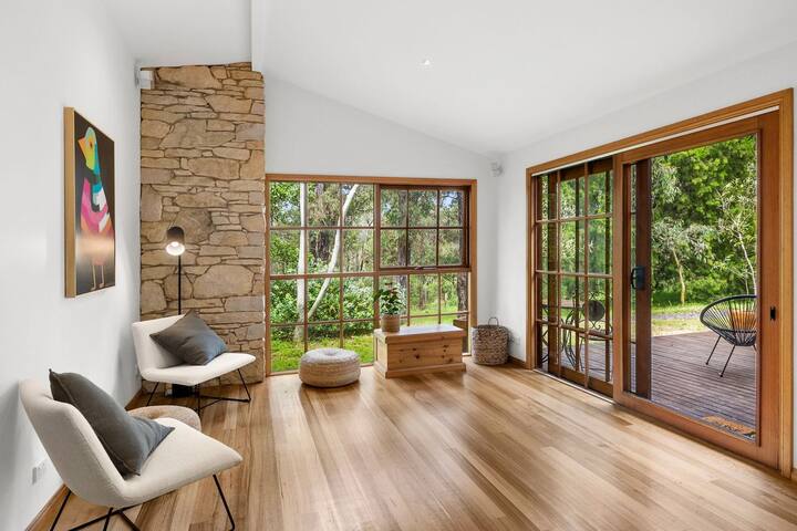 Yirrip House, Nestled on the edge of National Park gallery image 2