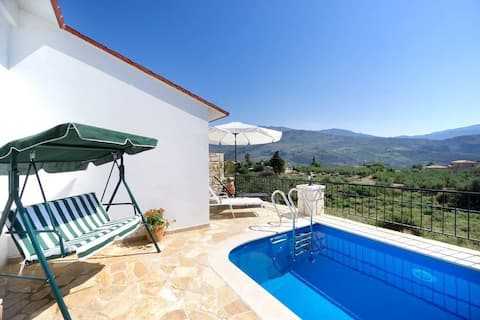 Villa Zea with Private Pool in Georgioupolis