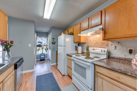 Popular Airbnb listing: Uptown Charlotte Townhome w/ Patio & Yard! in Enderly Park