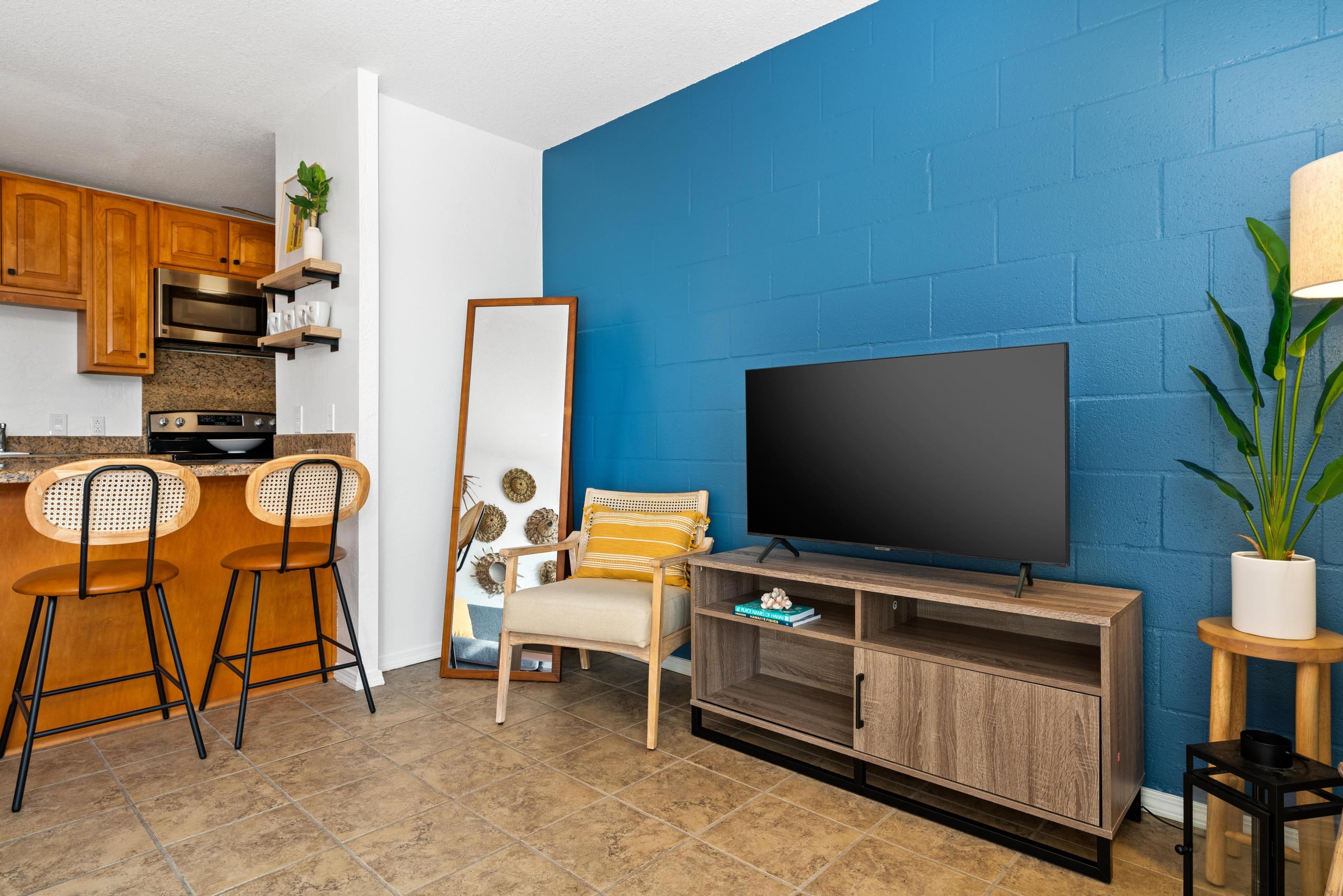 Condo in Kailua-Kona · ★4.73 · 1 bedroom · 2 beds · 1 bath - Image 12