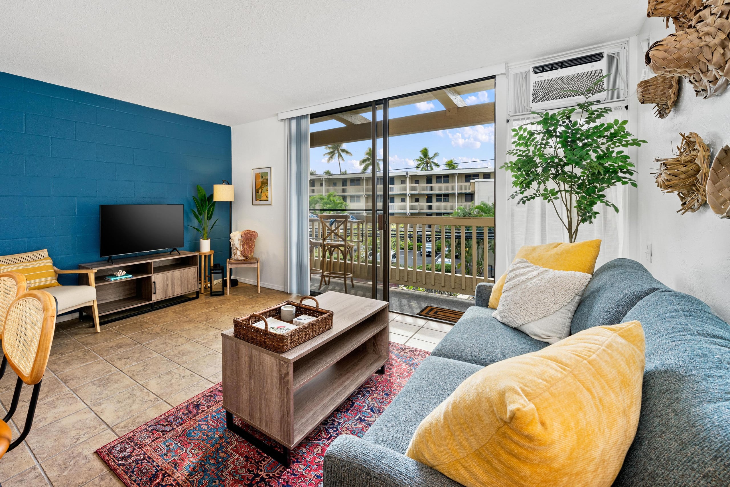 Condo in Kailua-Kona · ★4.73 · 1 bedroom · 2 beds · 1 bath - Image 5