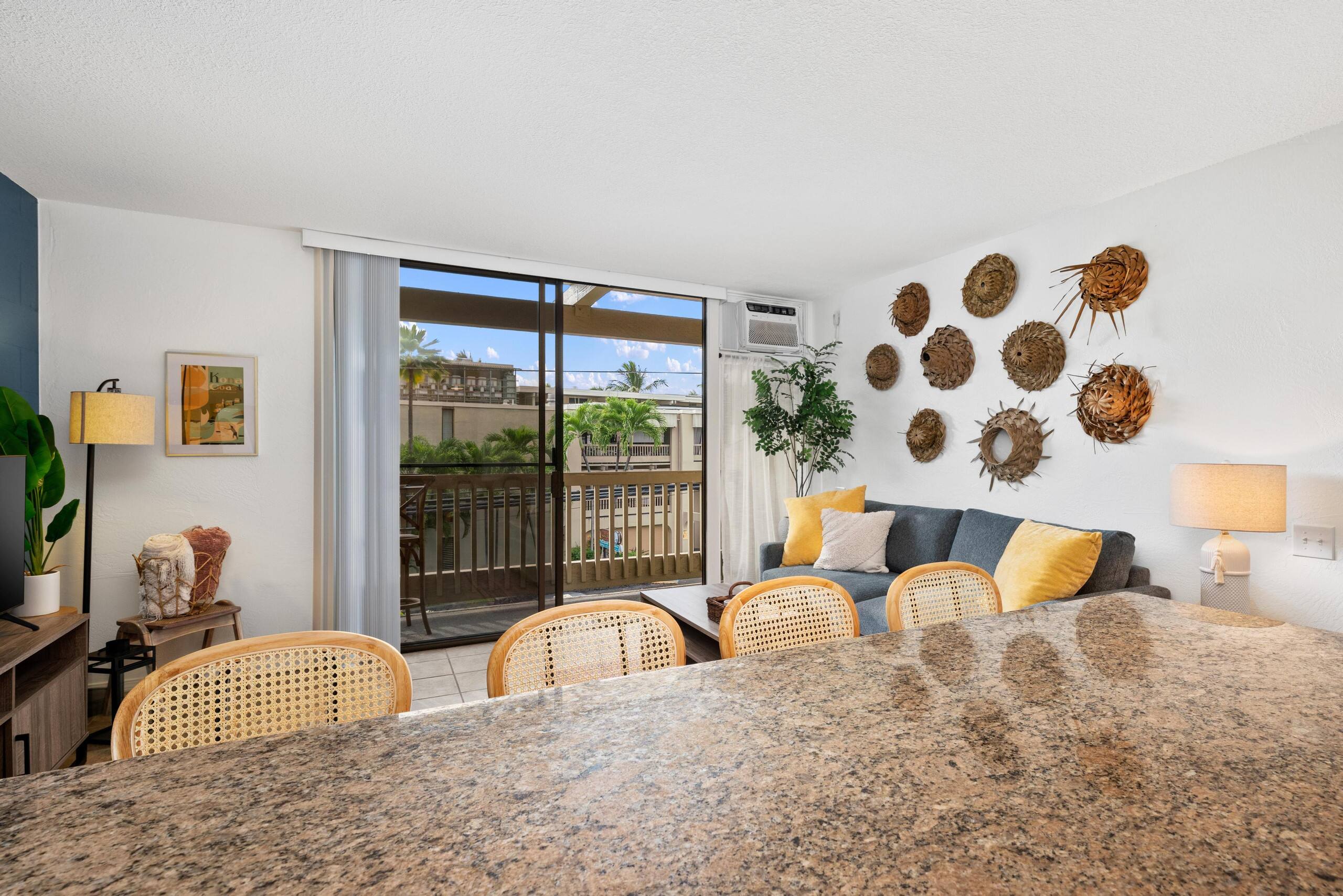 Condo in Kailua-Kona · ★4.73 · 1 bedroom · 2 beds · 1 bath - Image 19