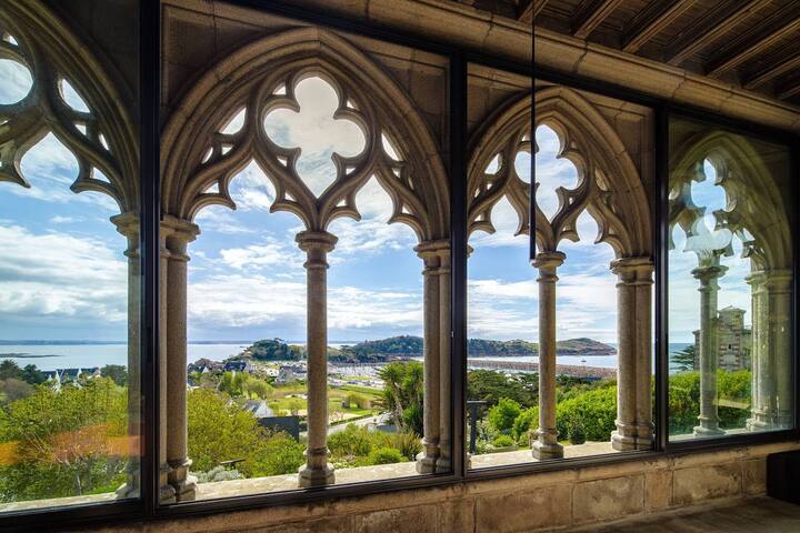 Les Maestros managed Airbnb listing 2