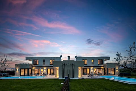 Top performing Airbnb: Villa Bella and Chiara in Bužinija