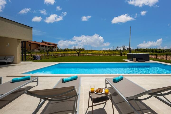 See Adria managed Airbnb listing 1