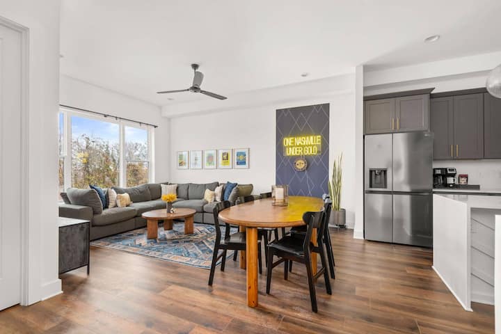 Rosedale: Big New 3br + Bonus / Near Geodis Park - Nashville, TN