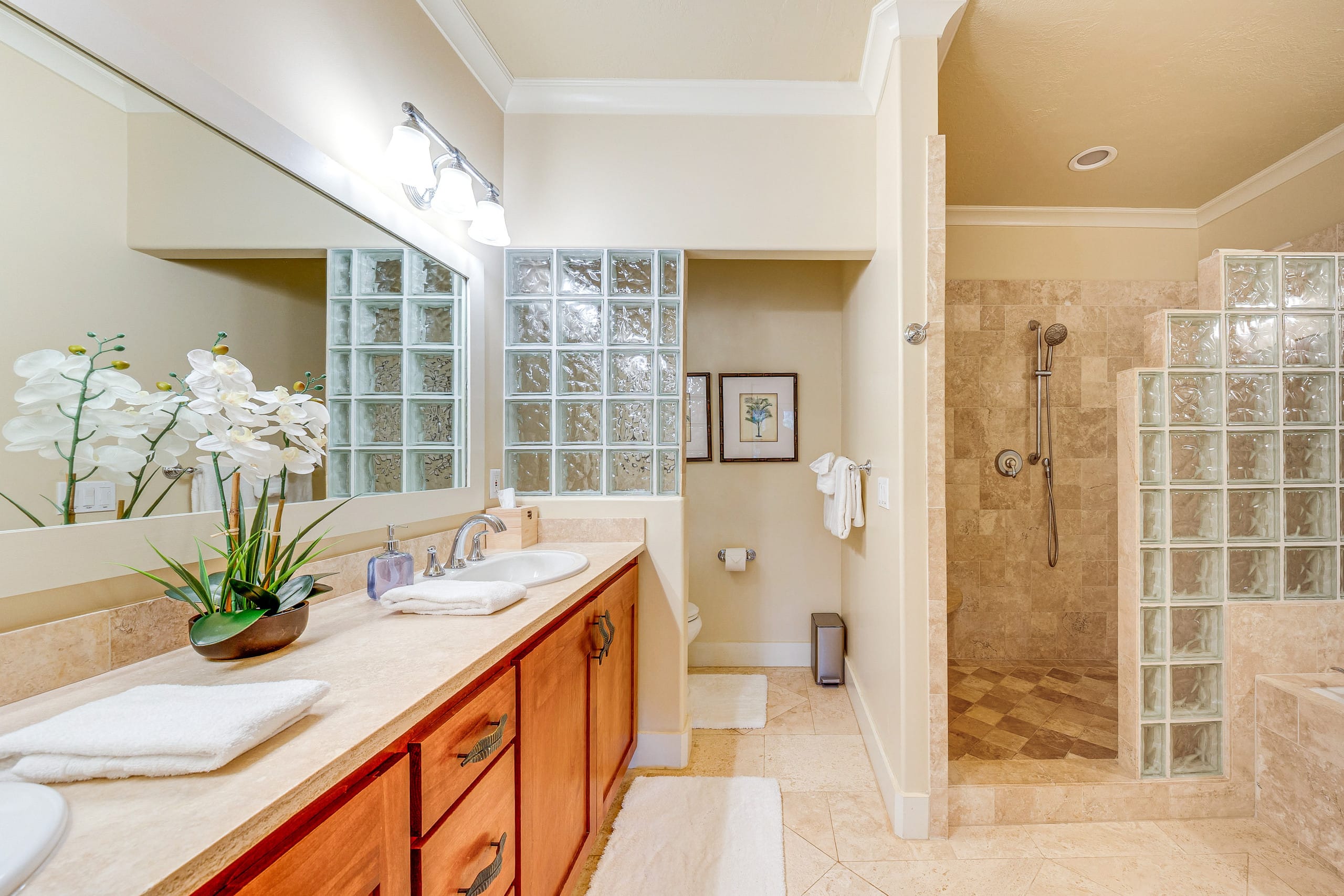 Condo in Koloa · ★4.95 · 2 bedrooms · 5 beds · 2 shared baths - Image 18
