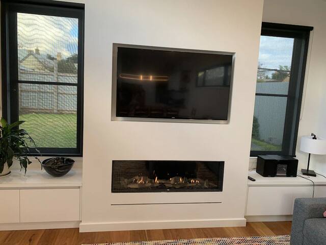 Mandalay by the Sea gallery image 2