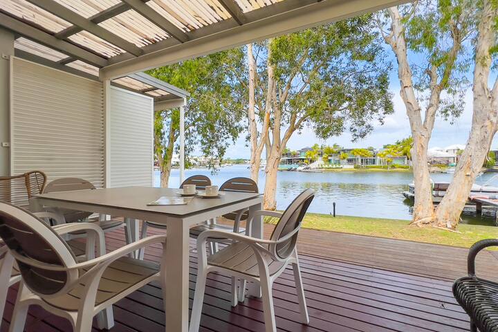 Noosa Entrance 3 Bedroom Waterfront T/house – 31