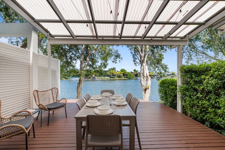 Unit 37 – Waterfront Deluxe Townhouse