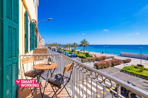 Apt Fronte Mare a Ospedaletti by Wonderful Italy
