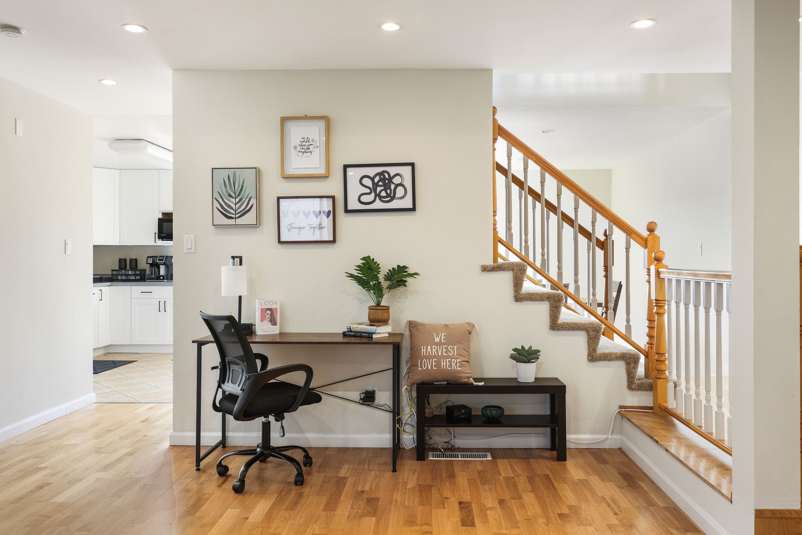 Home in South San Francisco · ★4.89 · 4 bedrooms · 5 beds · 2 private baths - Image 24
