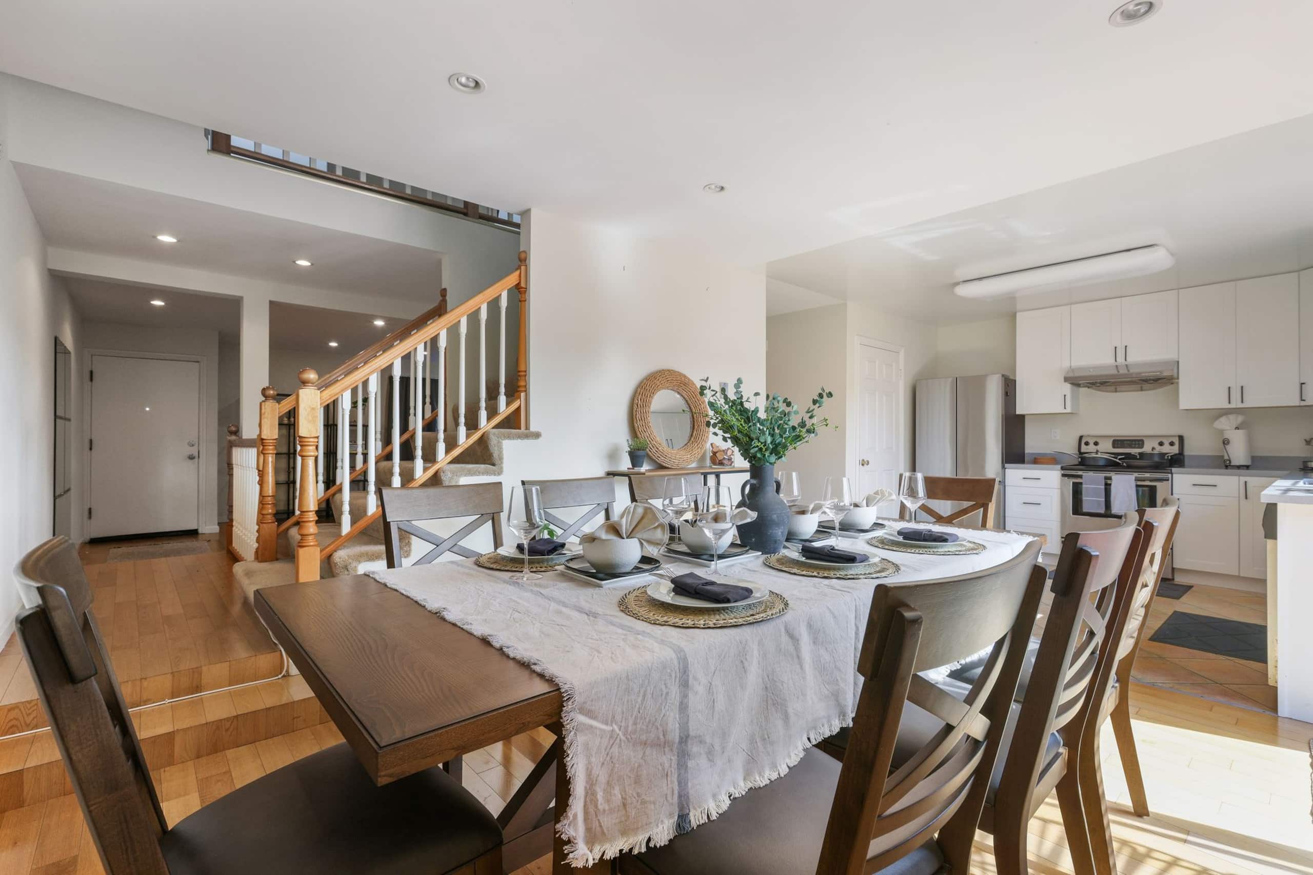 Home in South San Francisco · ★4.89 · 4 bedrooms · 5 beds · 2 private baths - Image 23