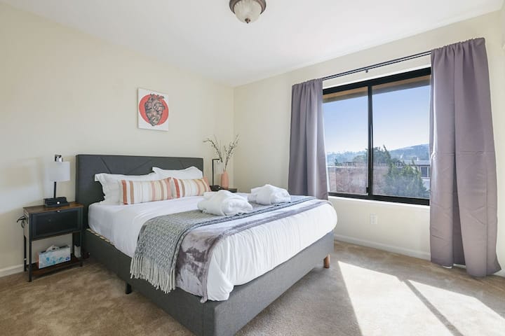 Нашата спалня 3 с двойно легло 