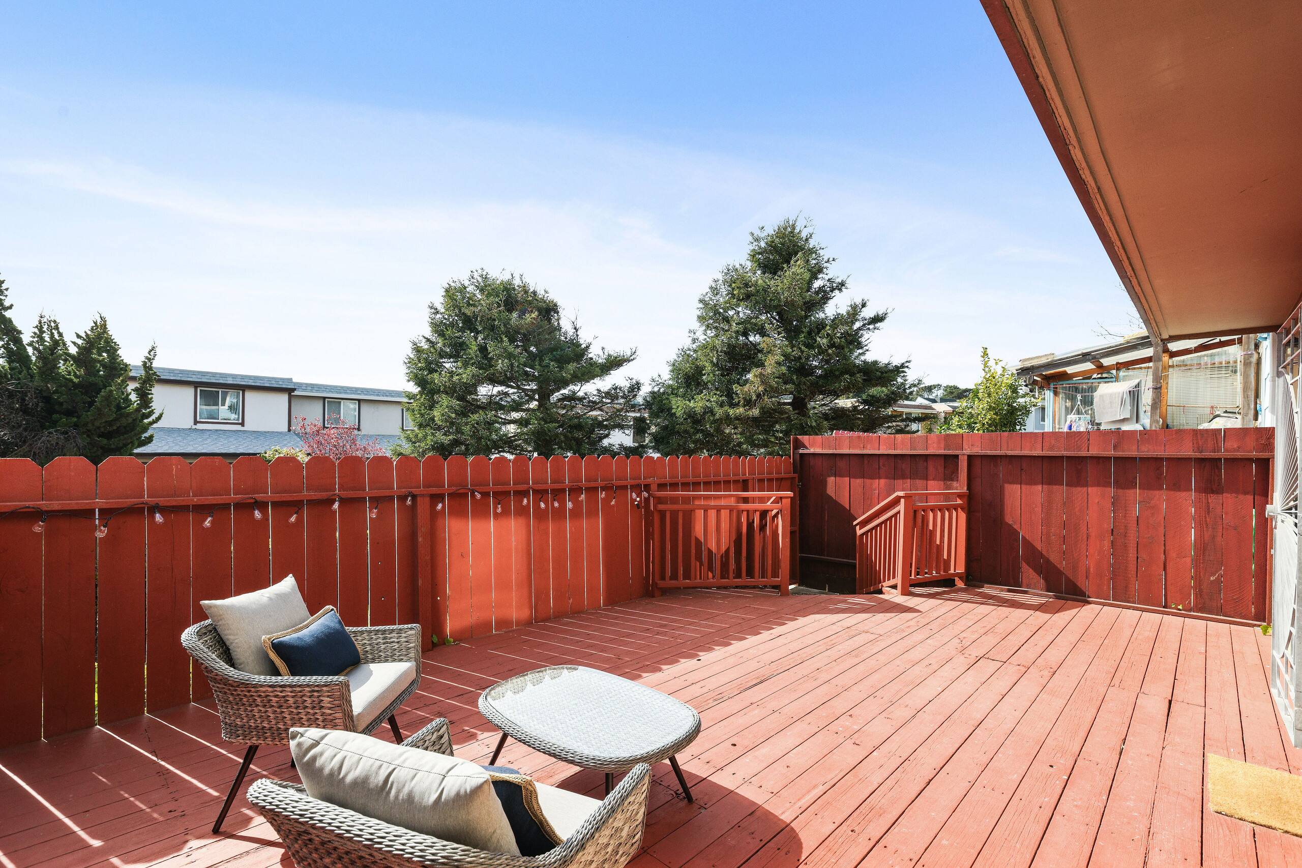 Home in South San Francisco · ★4.89 · 4 bedrooms · 5 beds · 2 private baths - Image 44