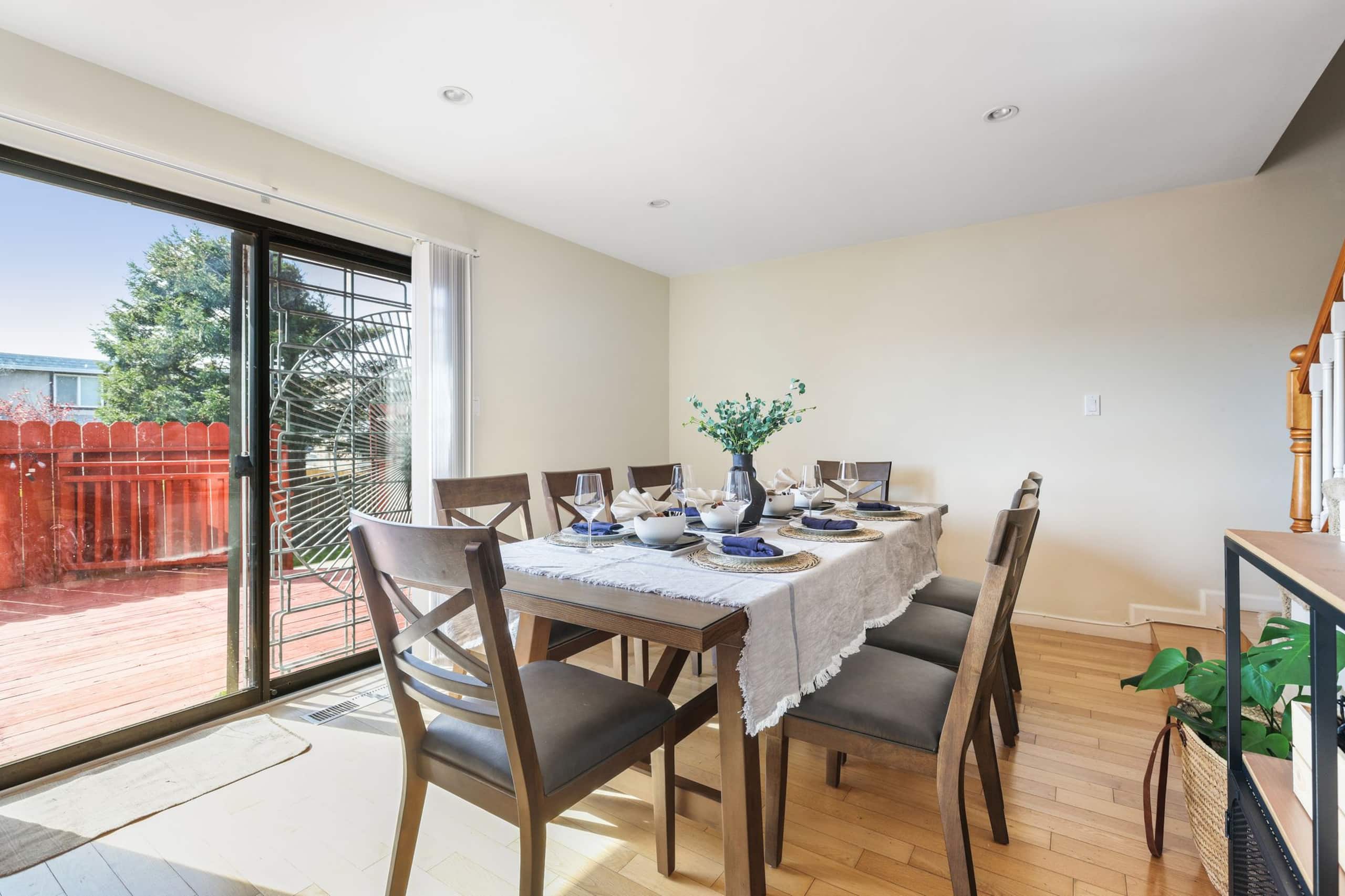 Home in South San Francisco · ★4.89 · 4 bedrooms · 5 beds · 2 private baths - Image 20