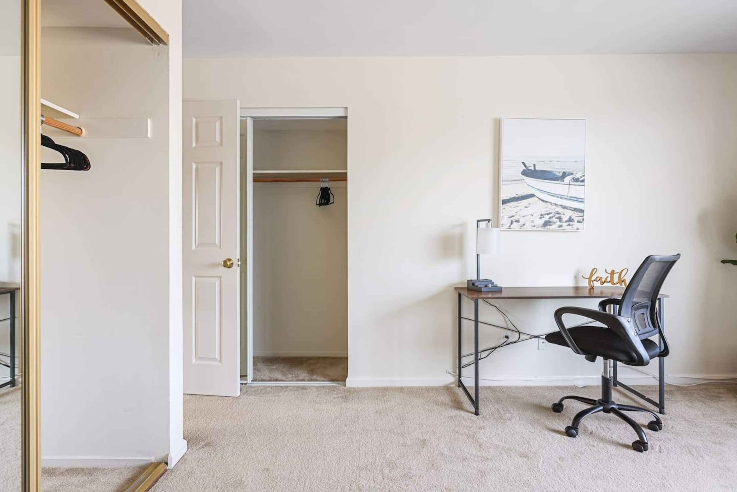 Home in South San Francisco · ★4.89 · 4 bedrooms · 5 beds · 2 private baths - Image 14