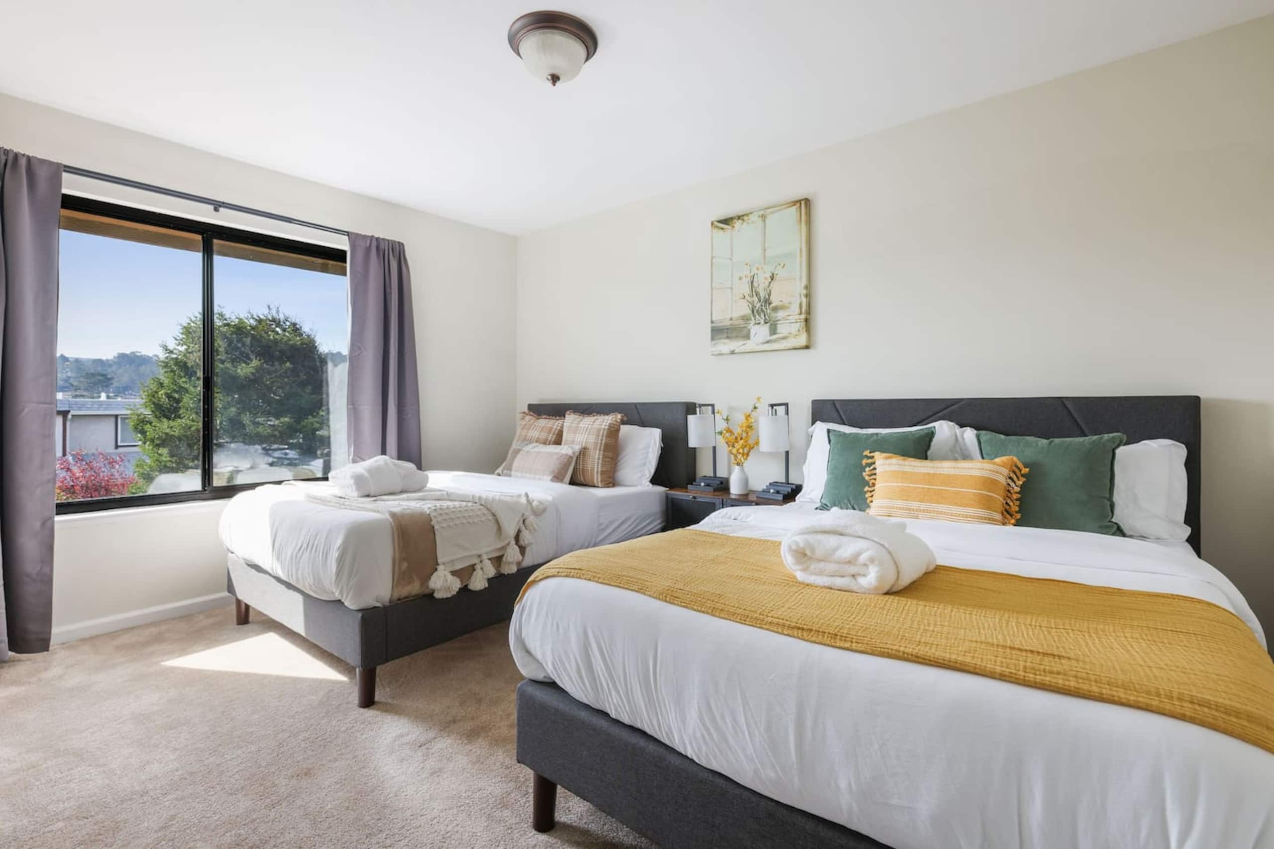 Home in South San Francisco · ★4.89 · 4 bedrooms · 5 beds · 2 private baths - Image 8