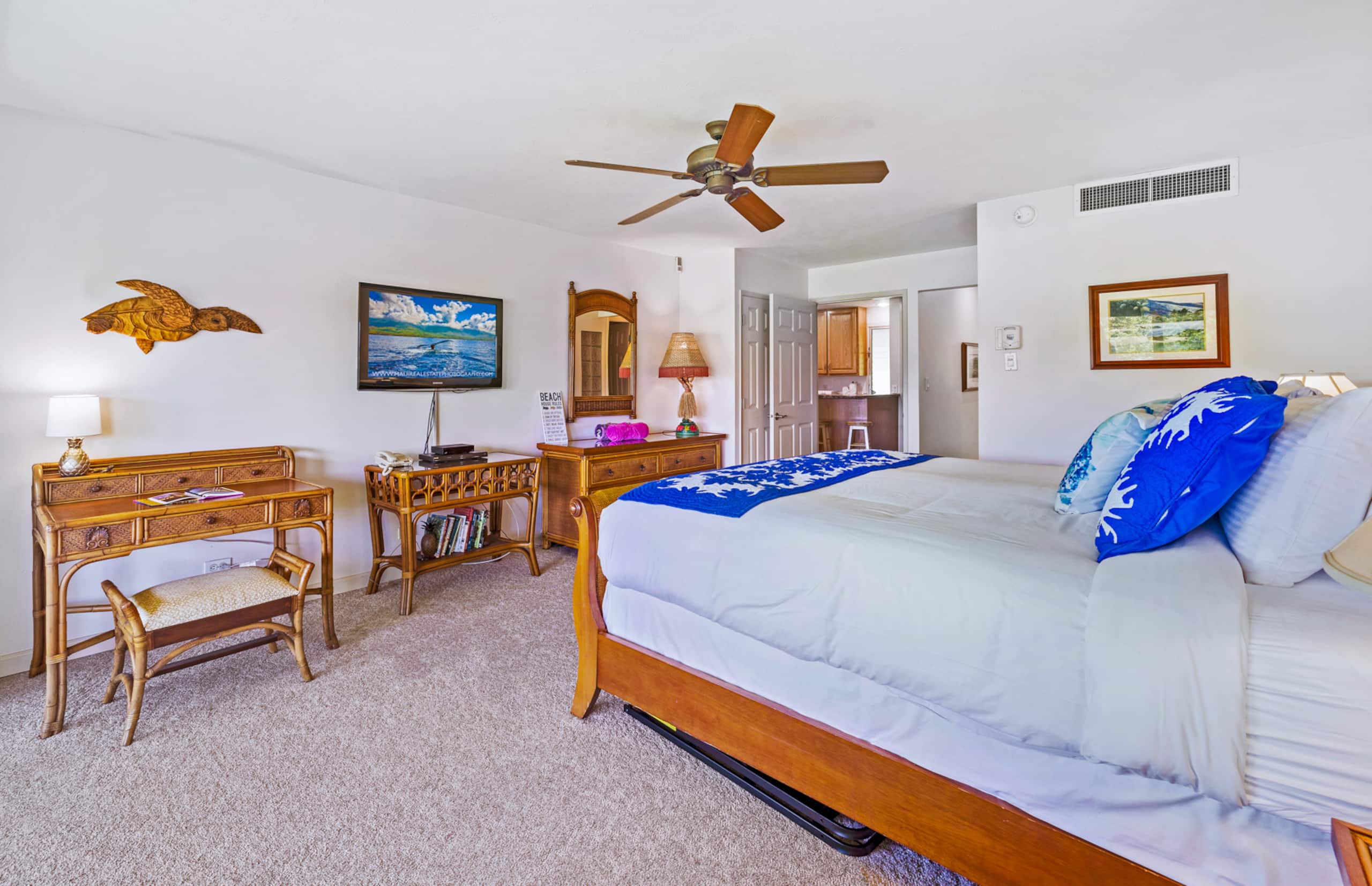 Home in Lahaina · ★4.57 · 1 bedroom · 2 beds · 2 baths - Image 7