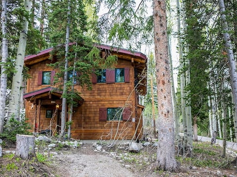 Brighton Woods by Cottonwood Lodging