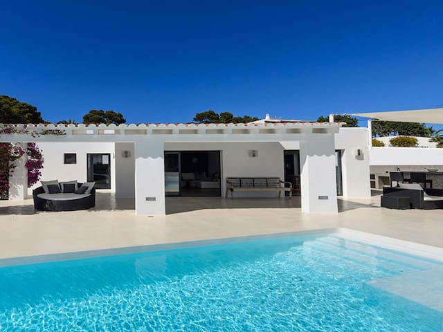 Feel Ibiza Properties managed Airbnb listing 1