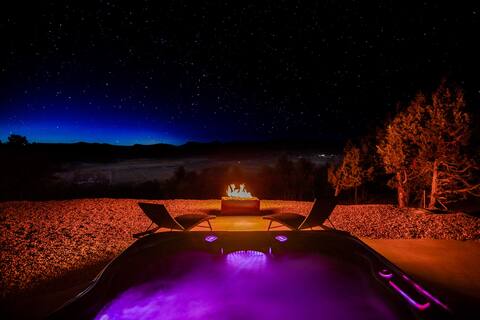 Juniper Mountain Retreat | Private hot tub | Zion