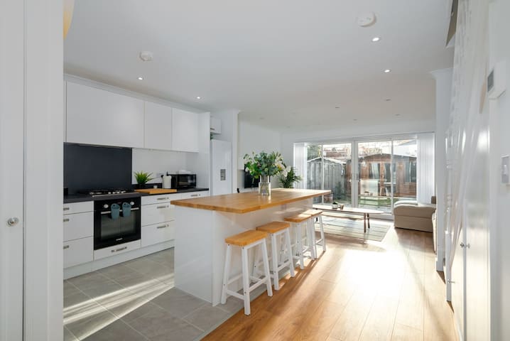 Primrose Hill to Camden beautiful duplex