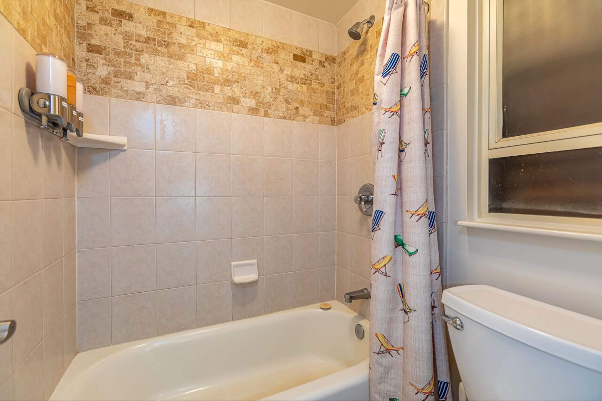 Condo in Wailea · ★4.95 · 1 bedroom · 2 beds · 2 baths - Image 13