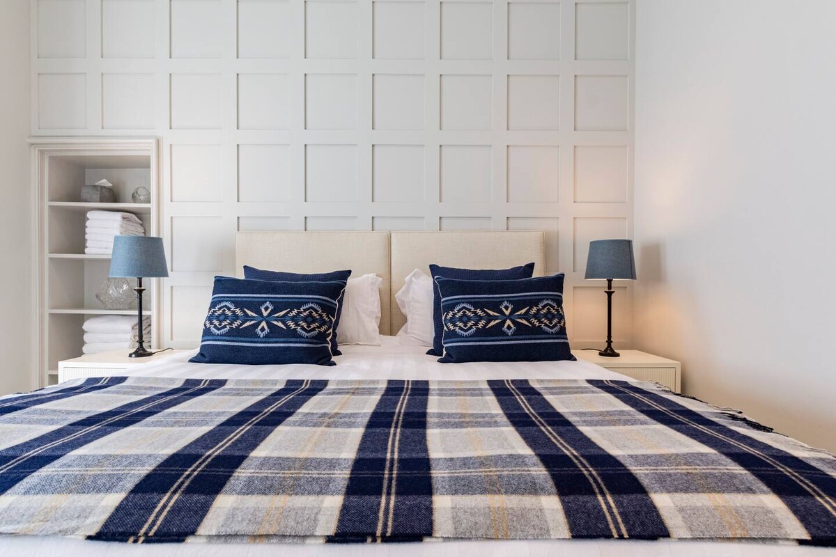 4dc0eb2a 989c 4b6b a88b b8b999380d44