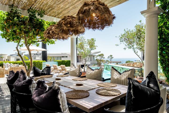 Magical Holiday Home Walking Distance to the Beach gallery image 5