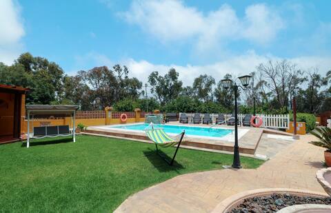 Majestic Mountain Villa with heated pool