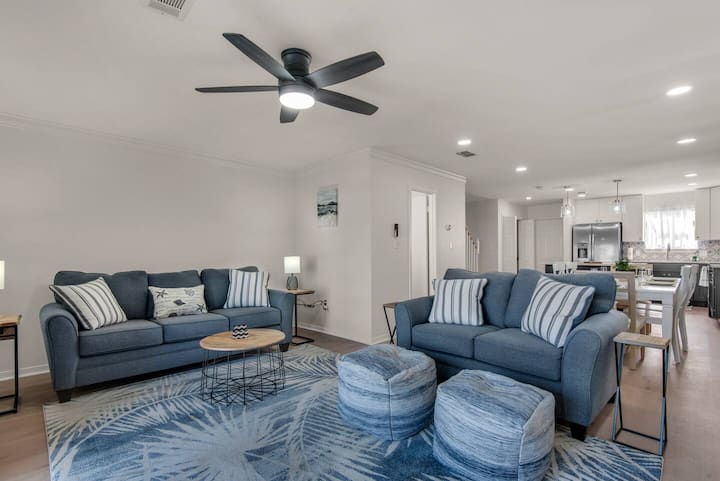3-min Walk To Beach W/ Pool - Miramar Beach