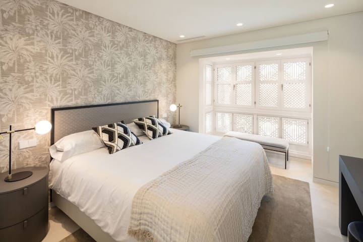 Duplex Apartment in Puente Romano