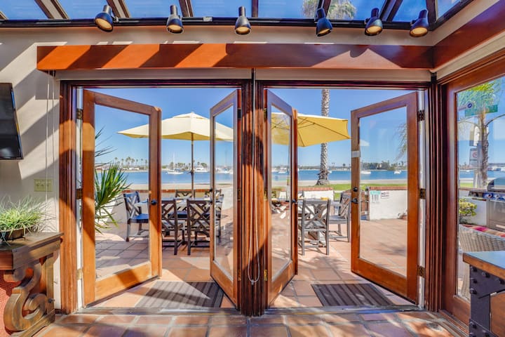 Sunny Bayfront Villa, Eclectic Single-Family Home