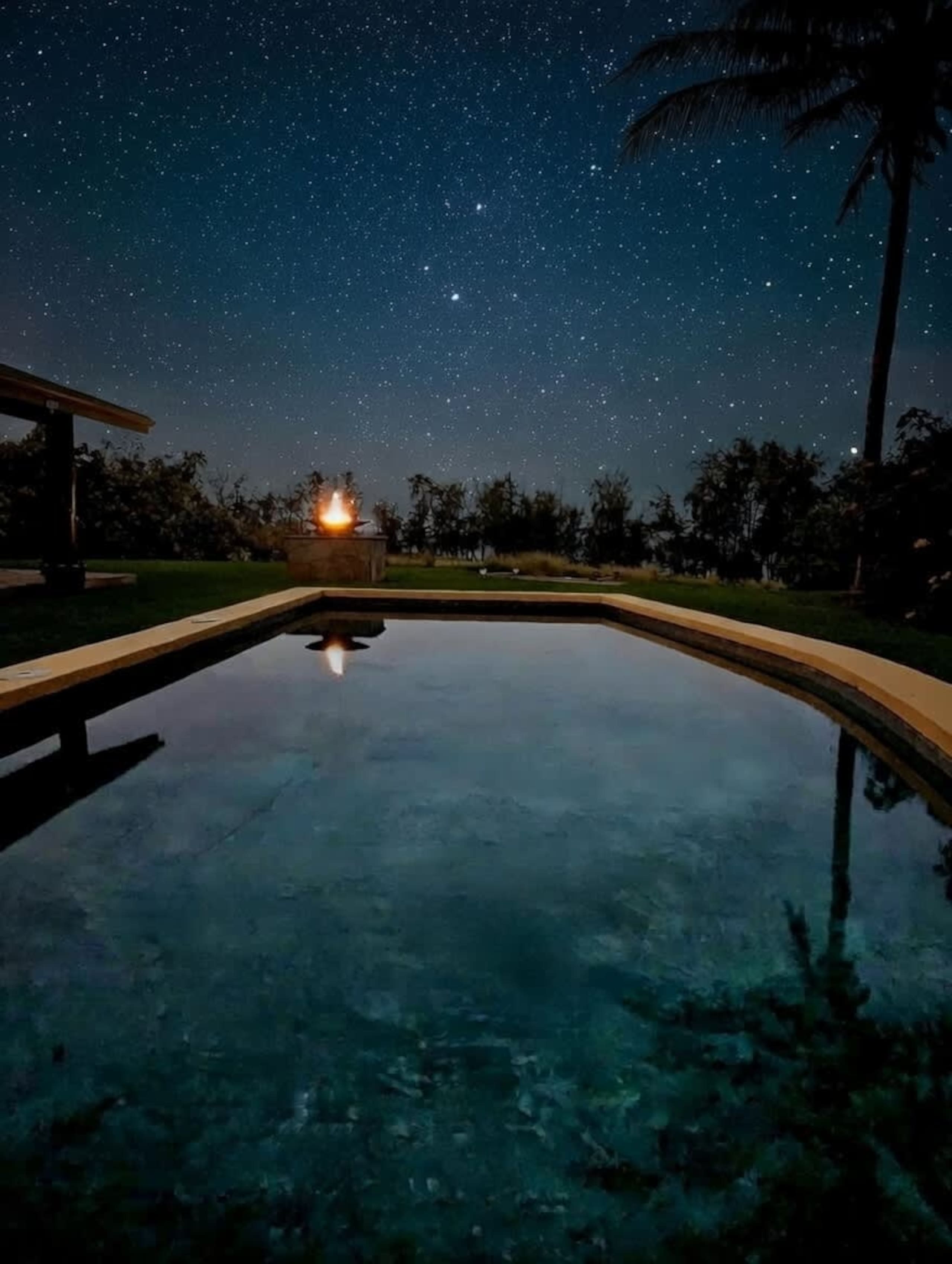 Oceanfront gated estate w/heated saltwater pool. - Photo 53