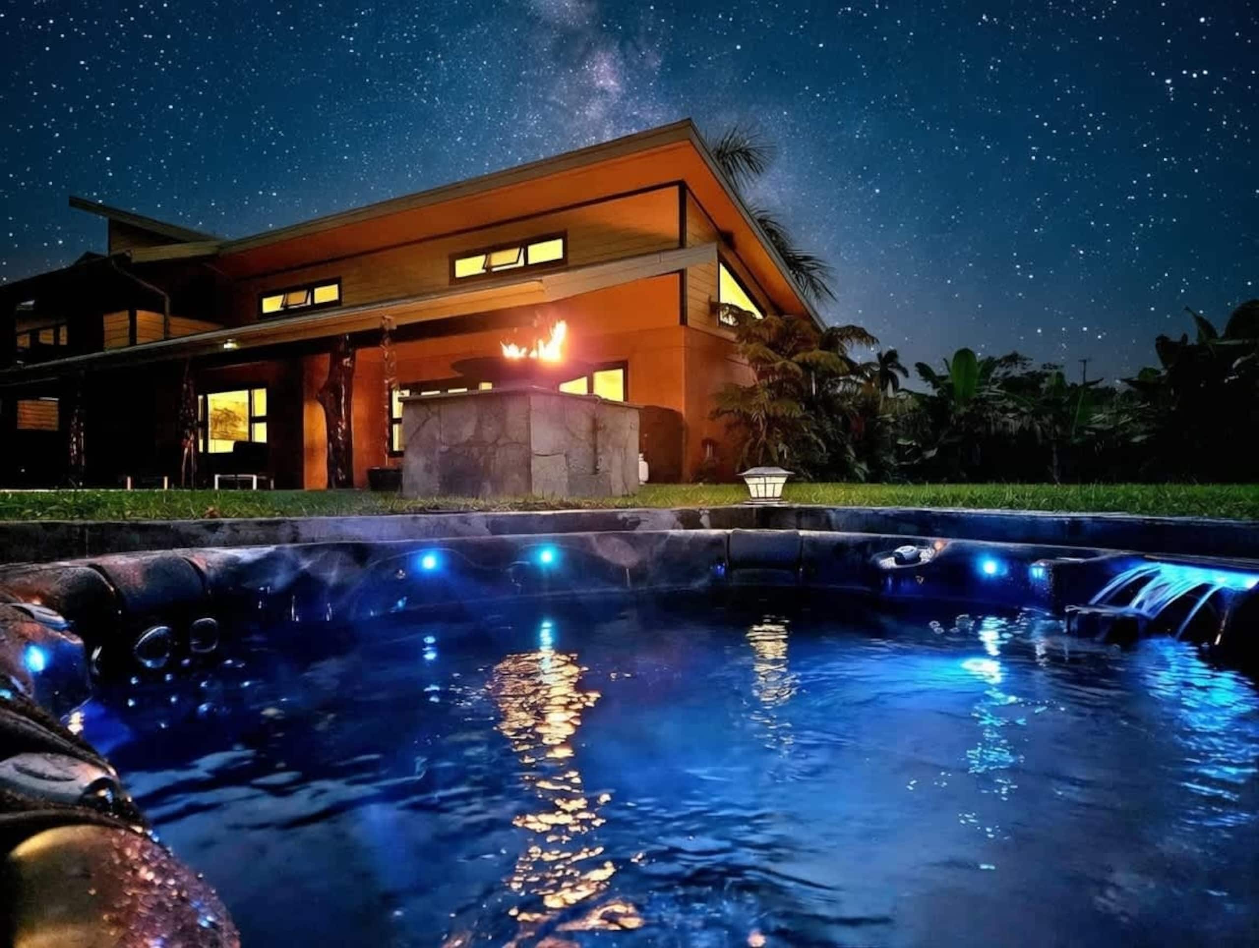 Oceanfront gated estate w/heated saltwater pool. - Photo 56