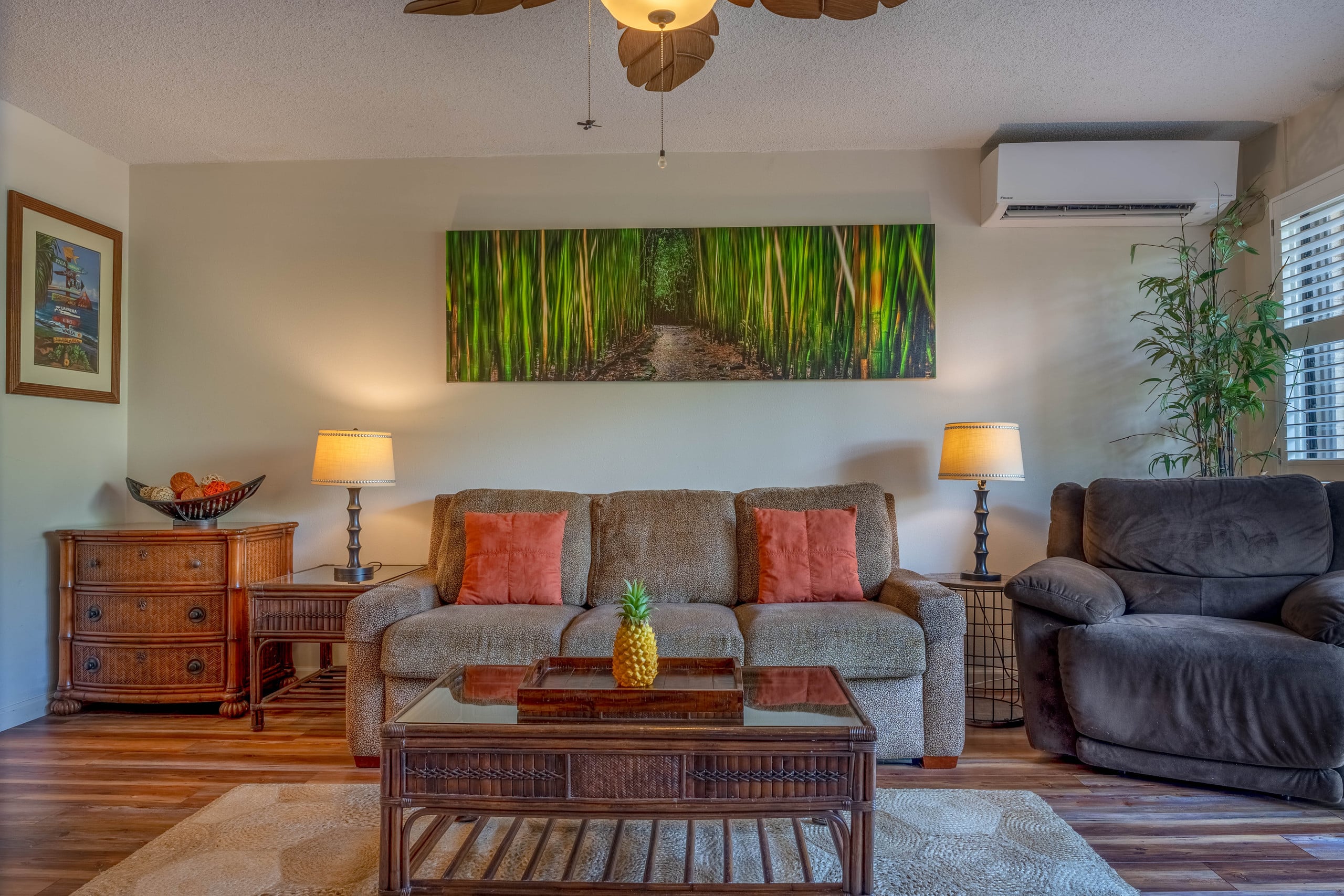 Condo in Wailuku · ★4.83 · 1 bedroom · 2 beds · 1 shared bath - Image 8