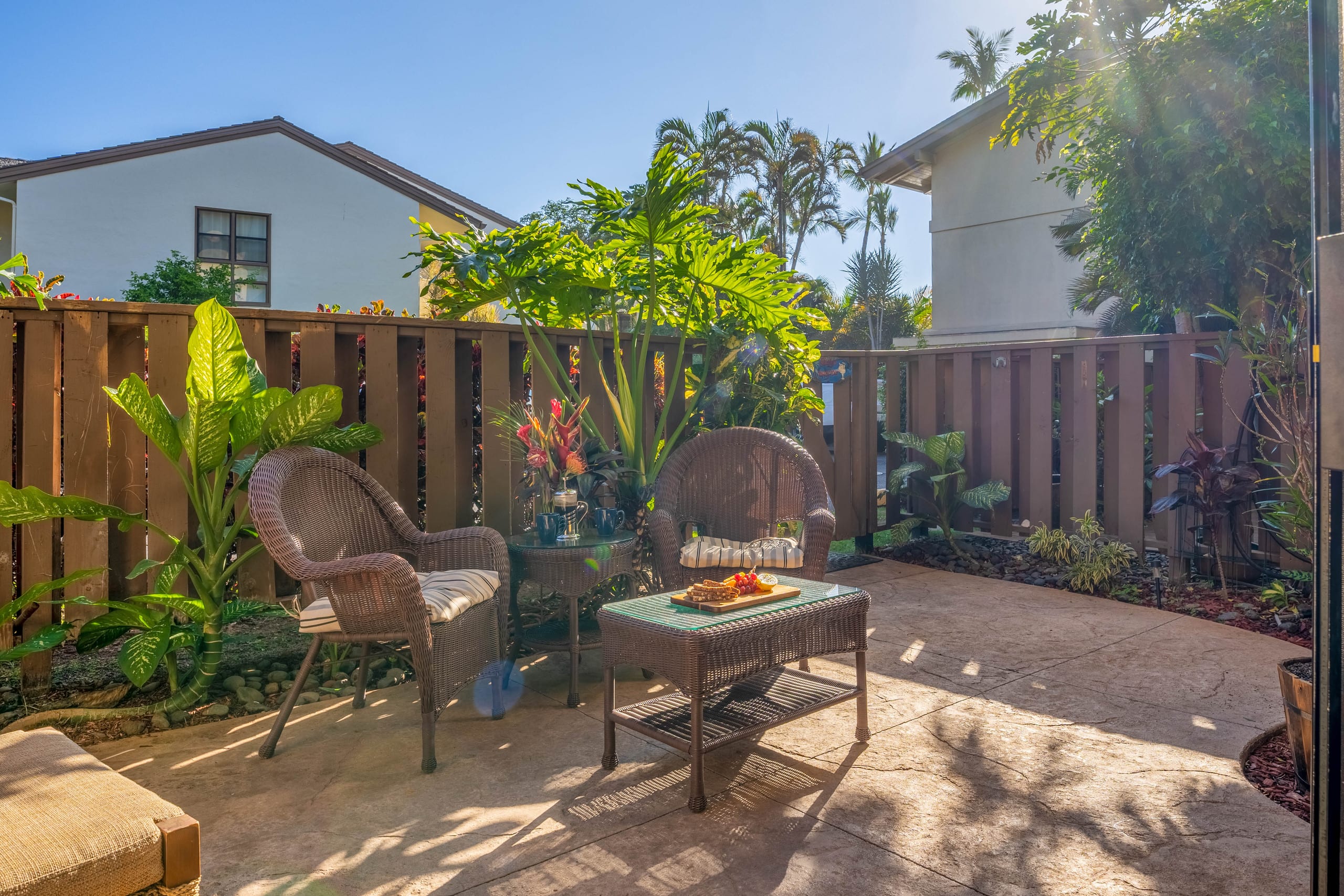 Condo in Wailuku · ★4.83 · 1 bedroom · 2 beds · 1 shared bath - Image 4