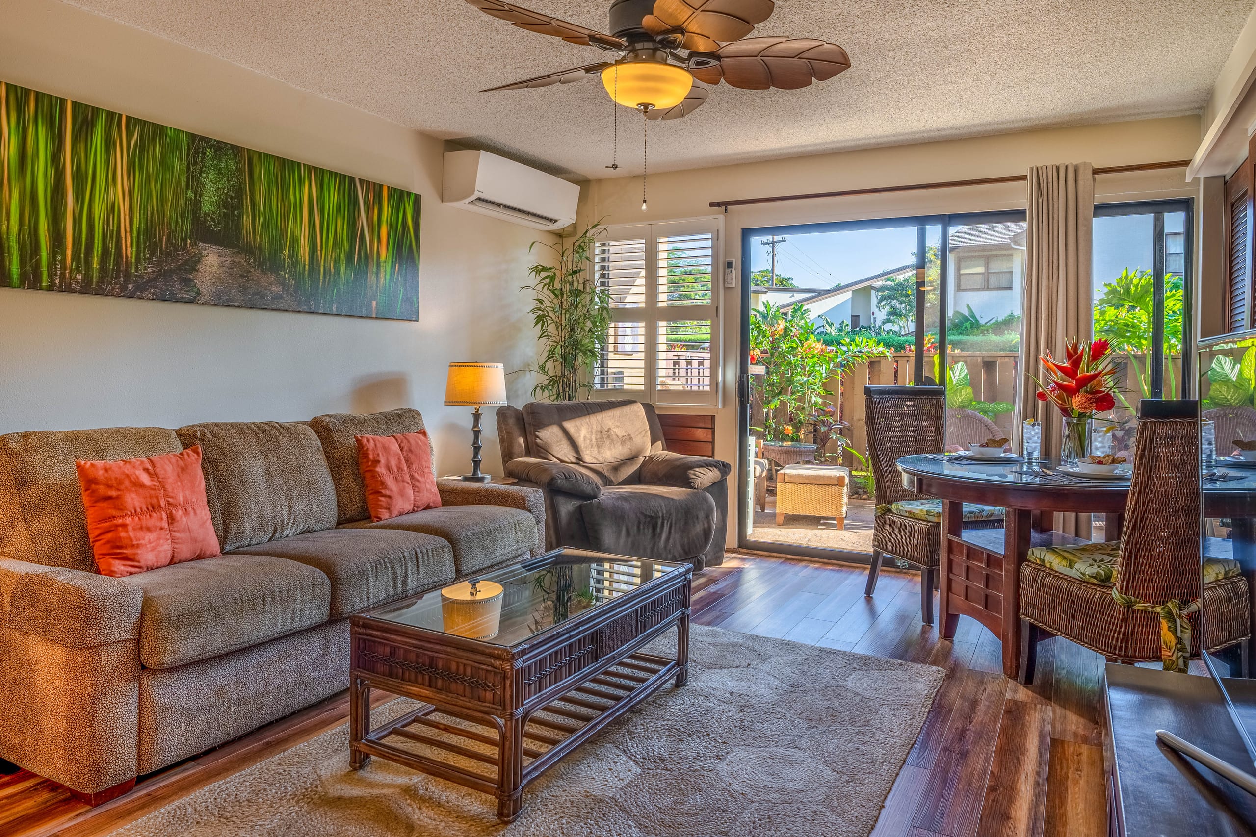 Condo in Wailuku · ★4.83 · 1 bedroom · 2 beds · 1 shared bath - Image 6