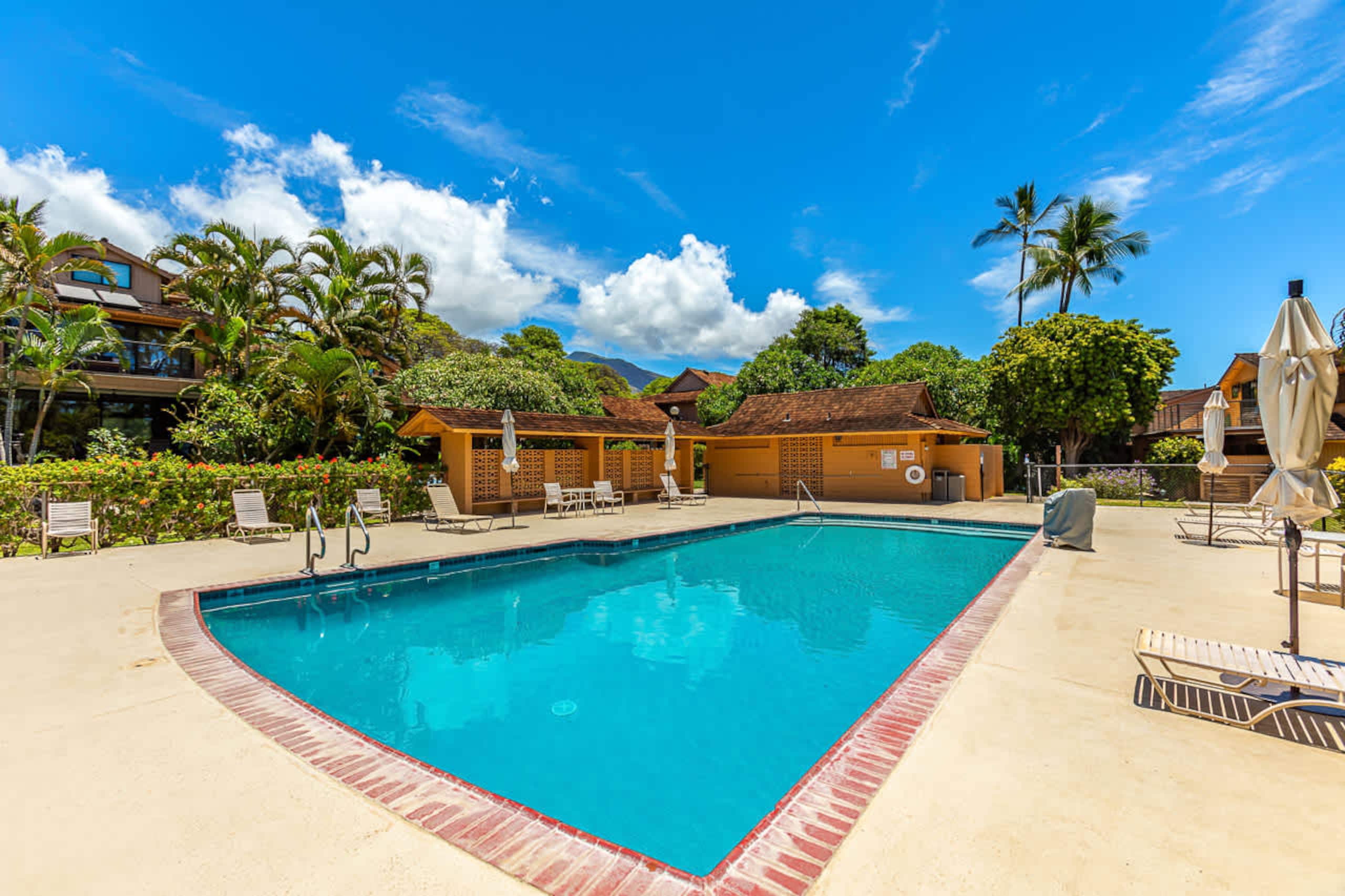 Townhouse in Lahaina · ★4.97 · 4 bedrooms · 5 beds · 3.5 baths - Image 58