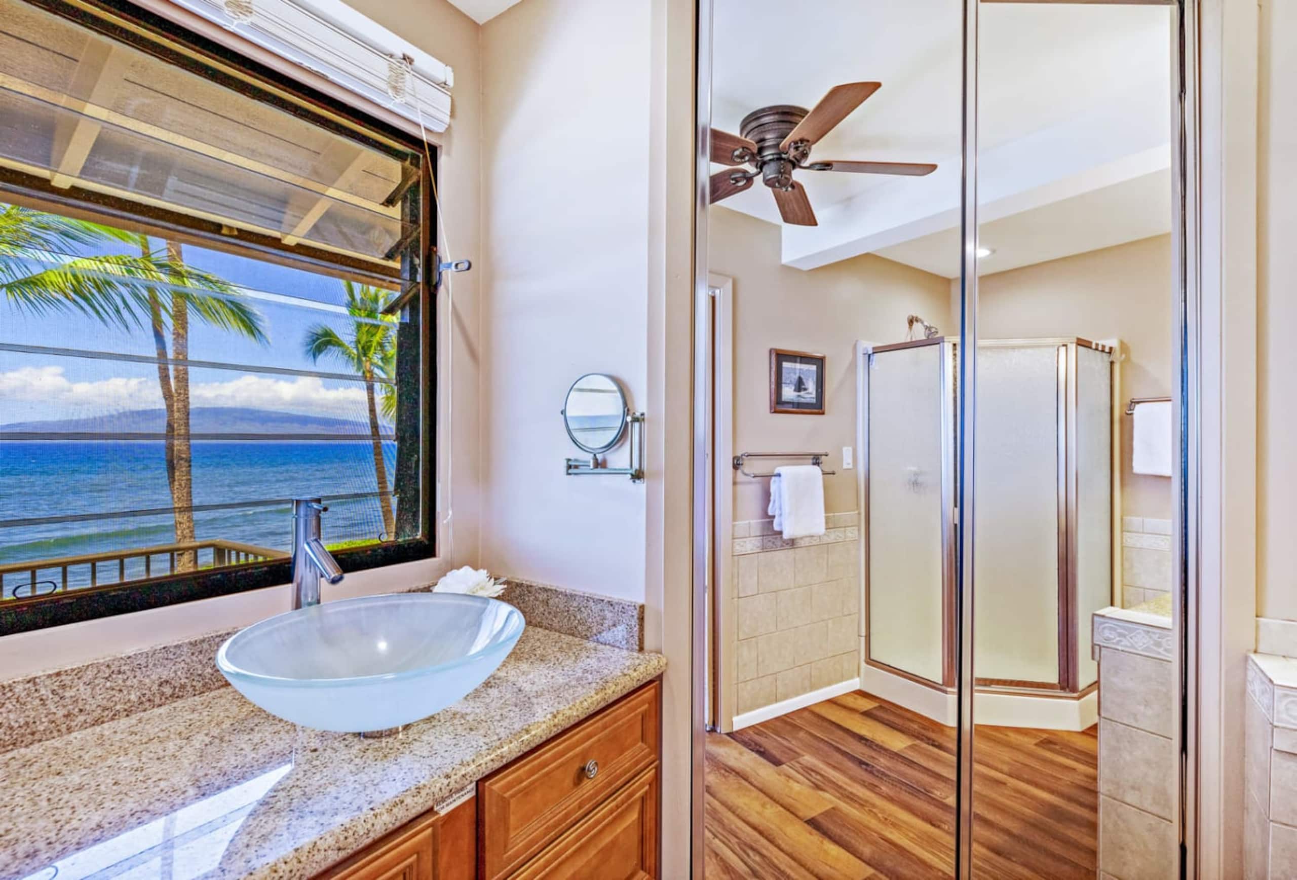 Townhouse in Lahaina · ★4.97 · 4 bedrooms · 5 beds · 3.5 baths - Image 34