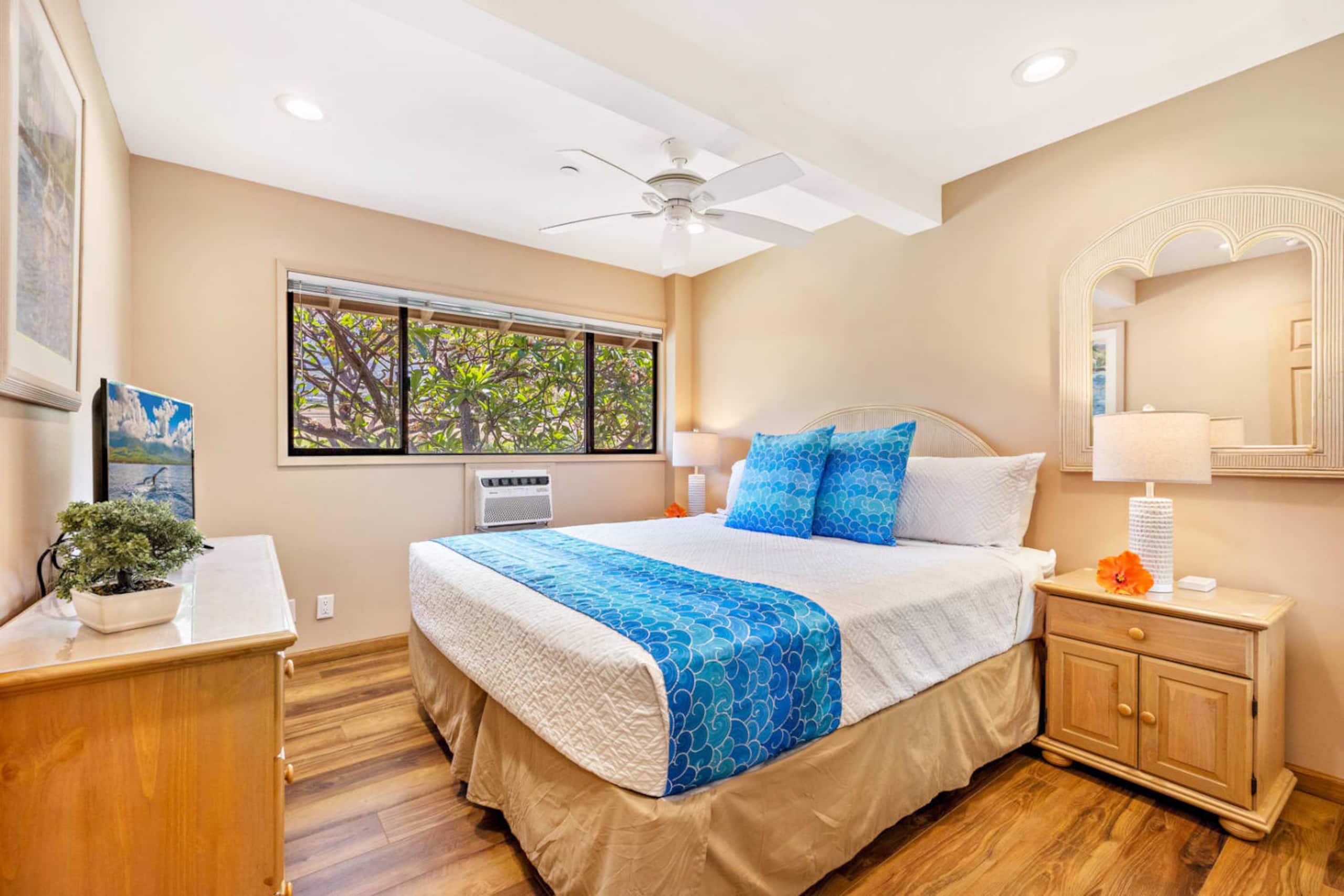 Townhouse in Lahaina · ★4.97 · 4 bedrooms · 5 beds · 3.5 baths - Image 36