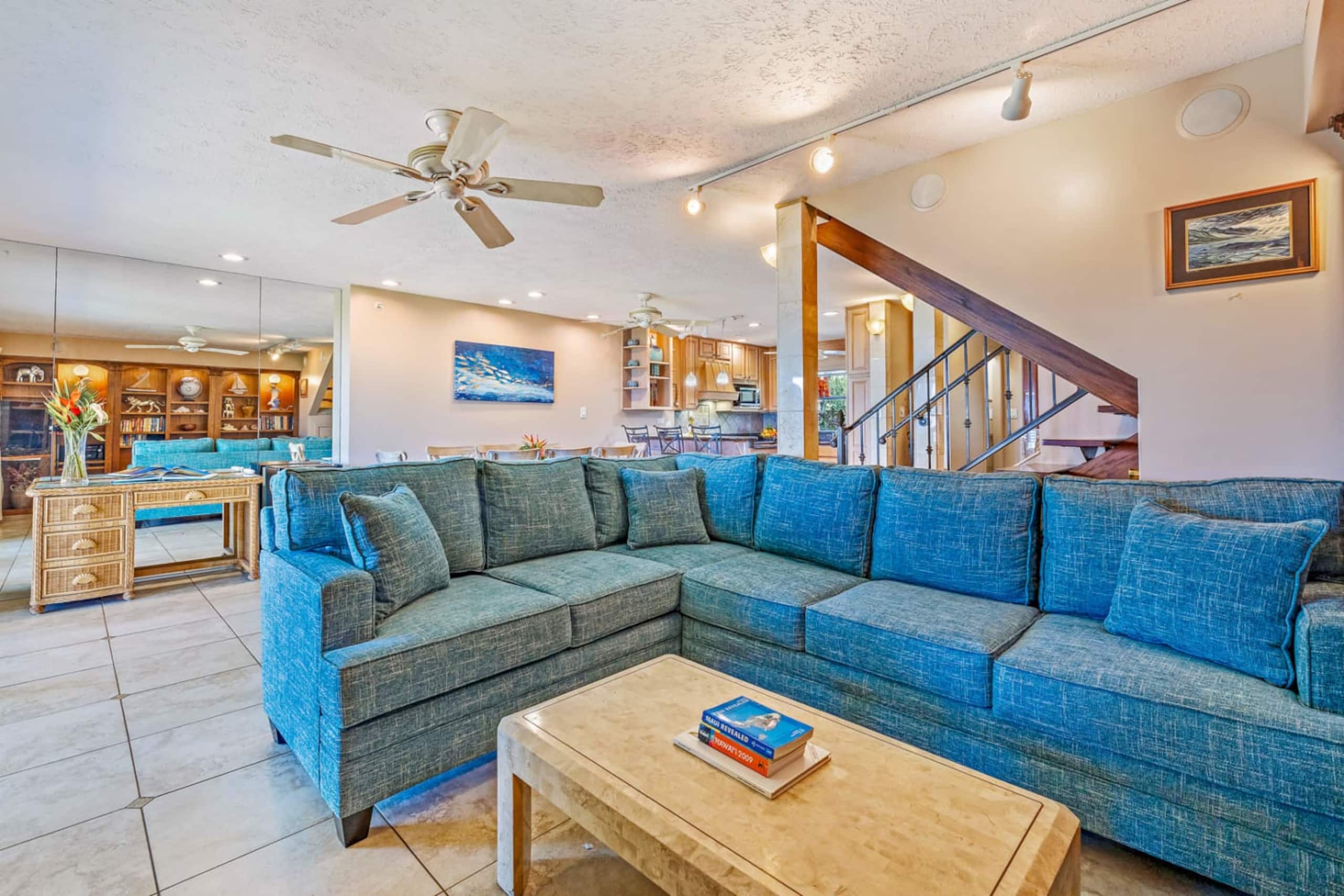 Townhouse in Lahaina · ★4.97 · 4 bedrooms · 5 beds · 3.5 baths - Image 12