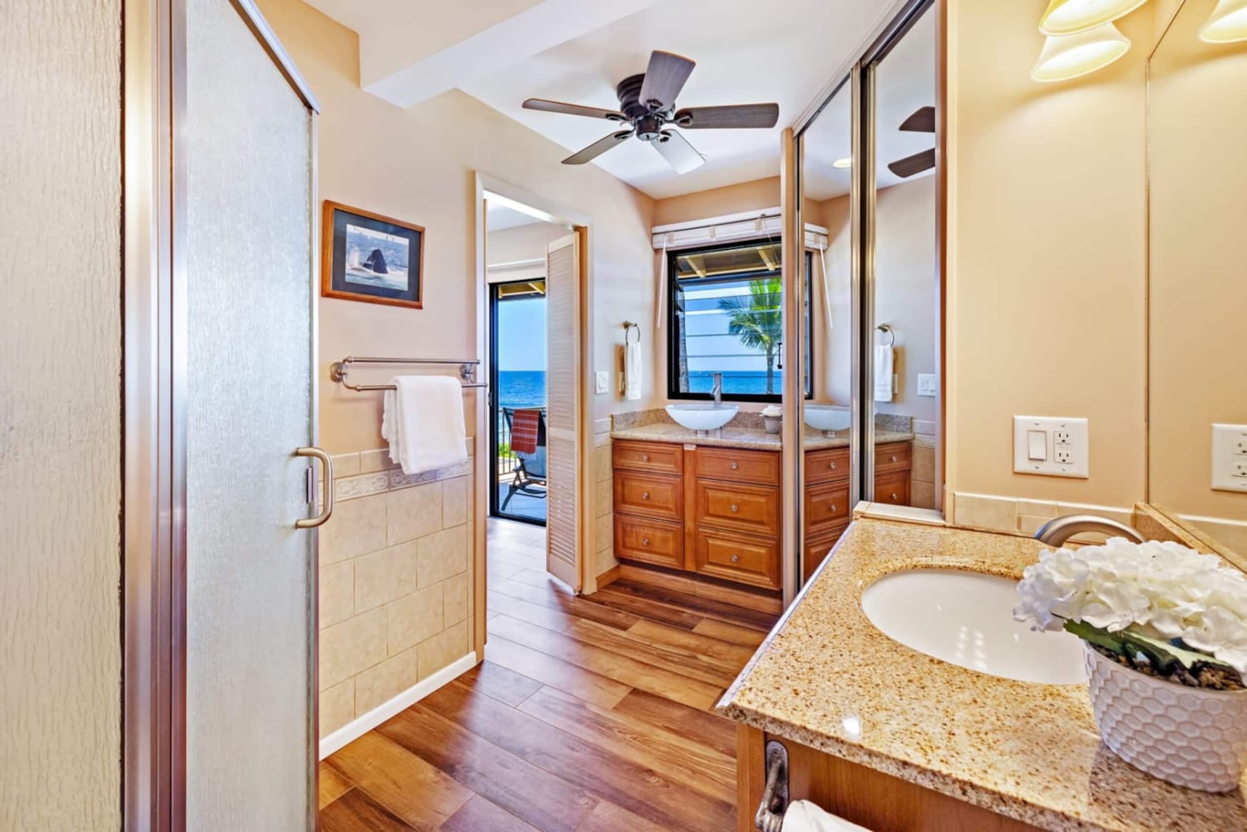 Townhouse in Lahaina · ★4.97 · 4 bedrooms · 5 beds · 3.5 baths - Image 35